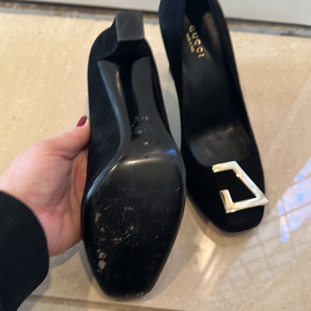 Gucci Black Suede Square Toe Metal Trim Pumps Size 36.5 - Picture 4 of 6